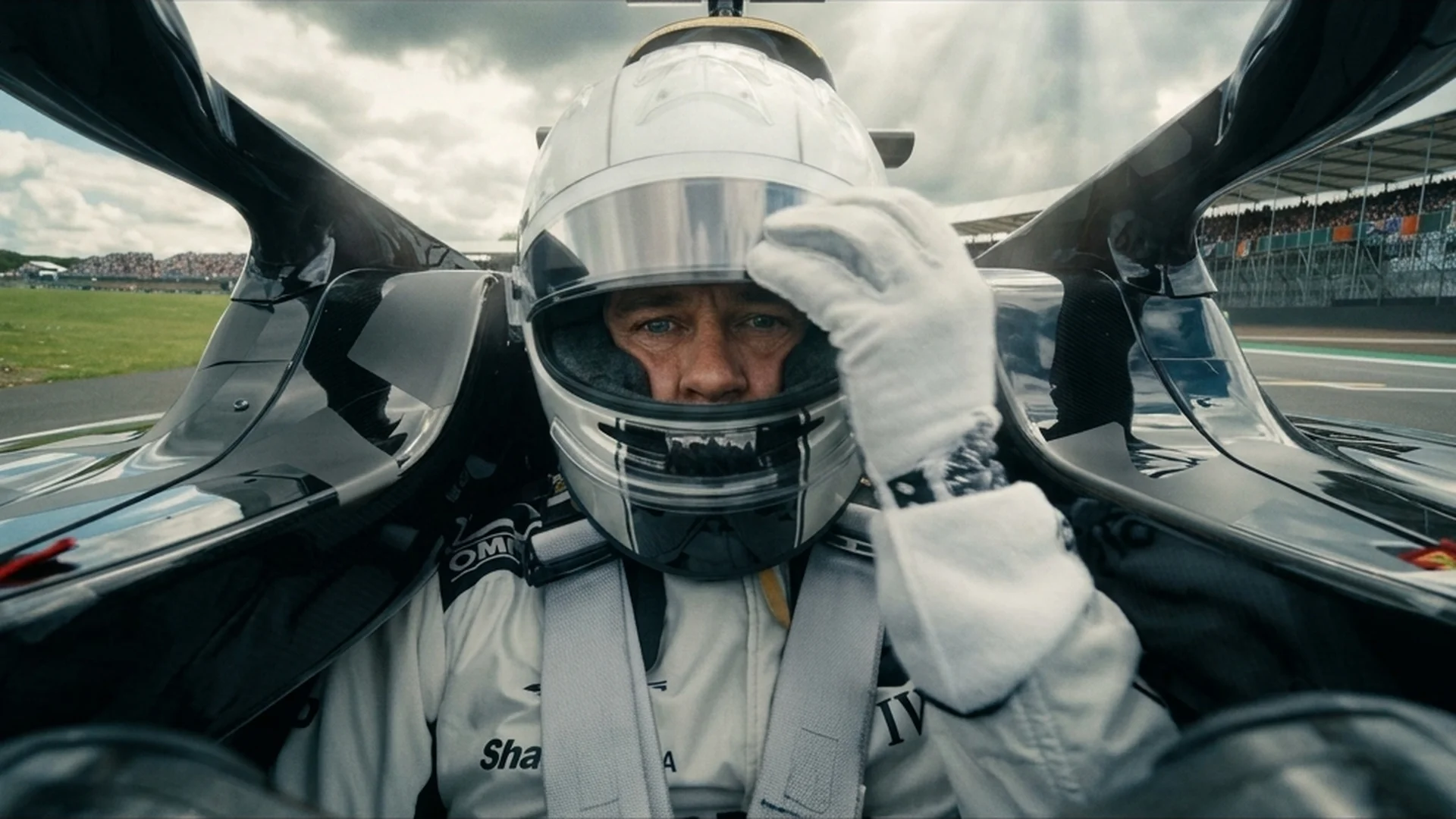f1-the-movie-main-trailer-01